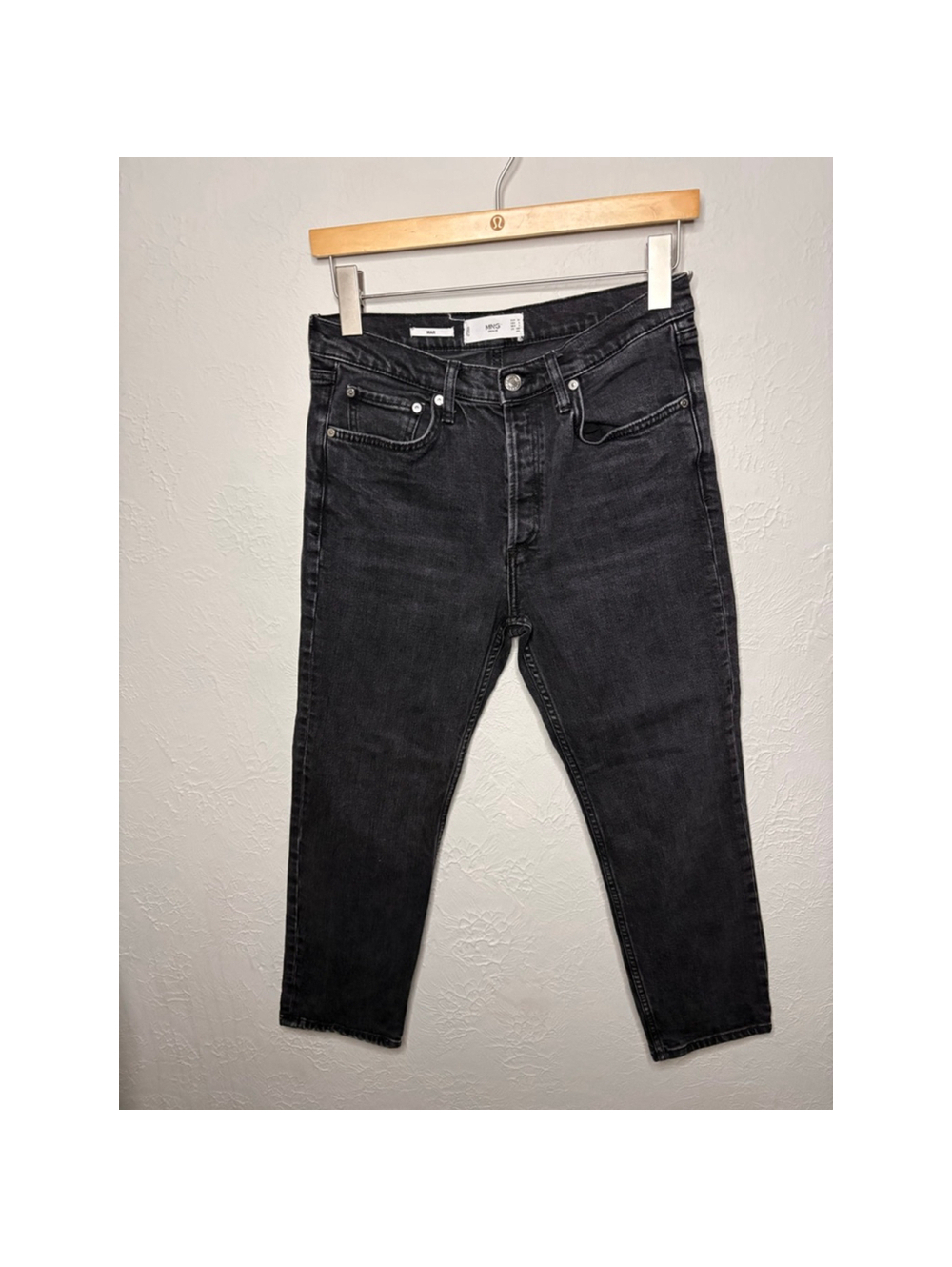 MNG Denim MAR Black Cropped Jeans Size 6